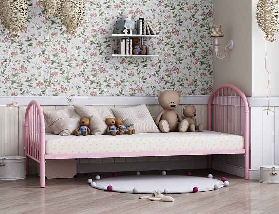 Кровать металлическая "Эвора-1" - В интерьере, цвет: Розовый