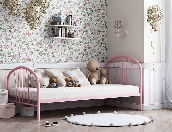 Кровать металлическая "Эвора" - В интерьере, цвет: Розовый